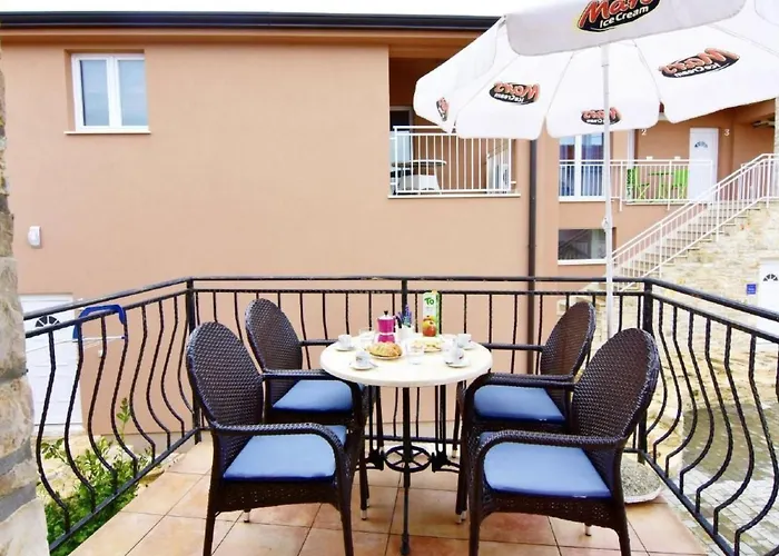 Lejlighed Fiorela 2 By Interhome Poreč
